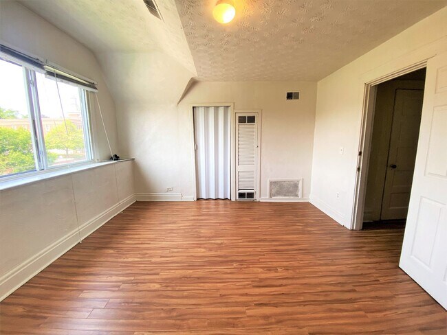 Building Photo - East Liberty - Apartments For Rent In Pitt...