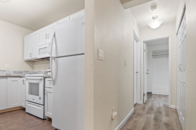 Building Photo - 5300 Harbour Pl