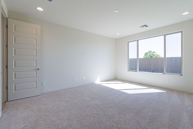 Building Photo - Luxury Living in McClellan Ranch: 4-Bedroo...