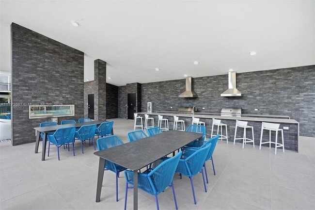 Building Photo - 2095 W Atlantic Ave