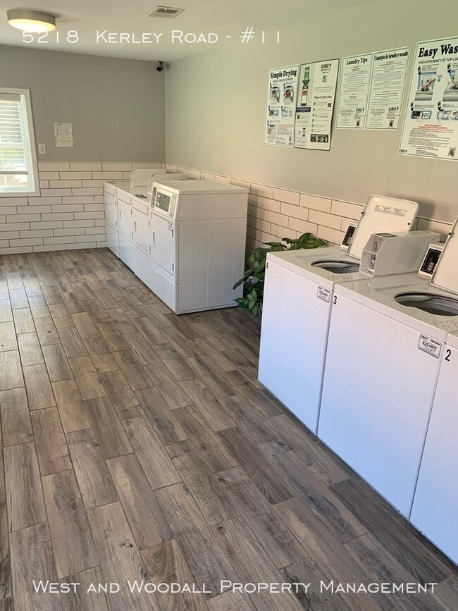 Building Photo - Great Two Bedroom, One Bathroom apartment