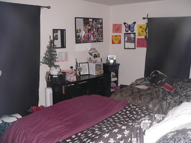 Twin beds for 2 is better - 1224 11th St
