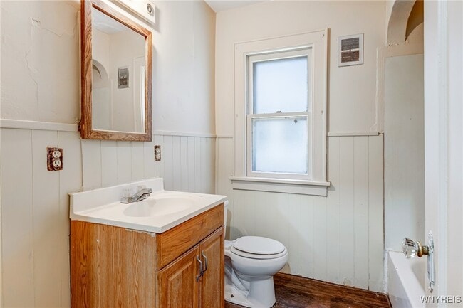 Building Photo - 27 East End Ave