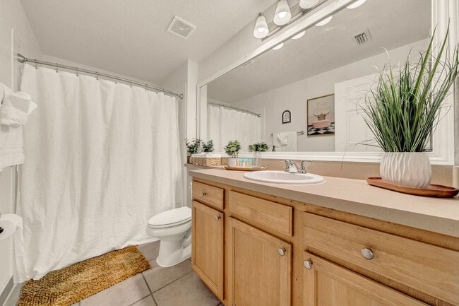 Building Photo - 9781 Magnolia Blossom Dr