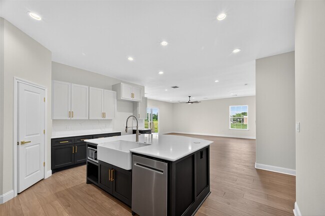 Building Photo - 7717 Prairie St