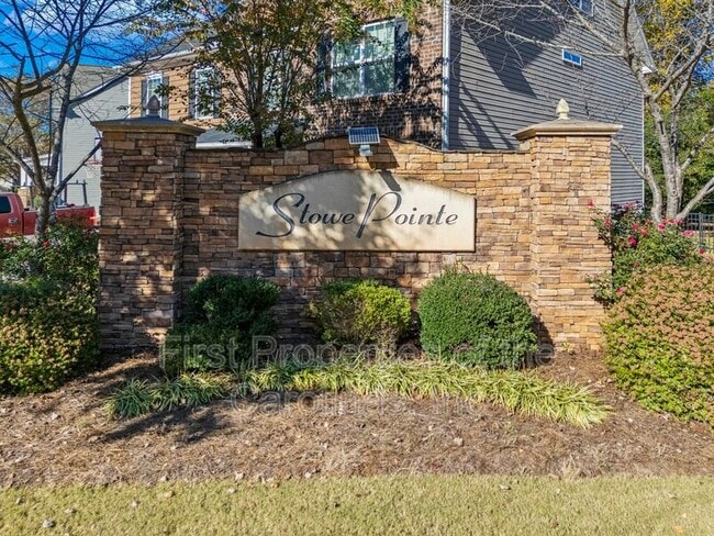 Building Photo - 6012 Thorburn Way