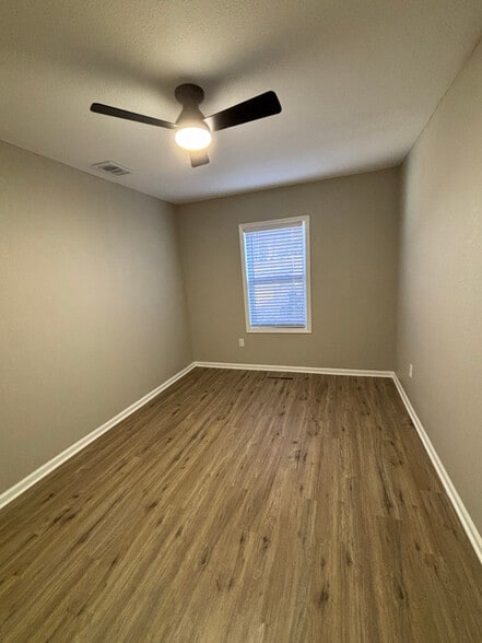 Building Photo - 501 NE 67th St