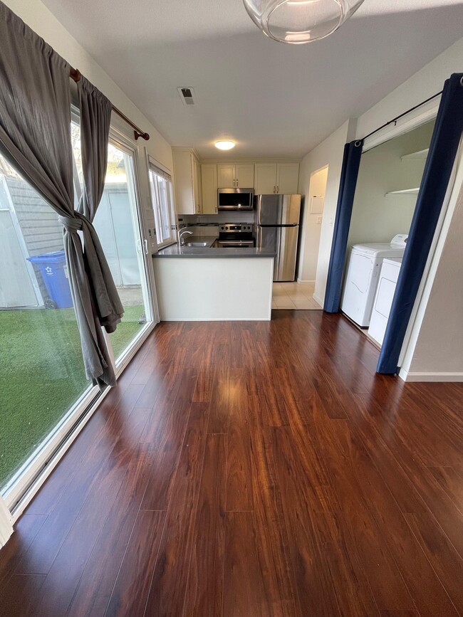 Building Photo - 34591 Bluestone Common