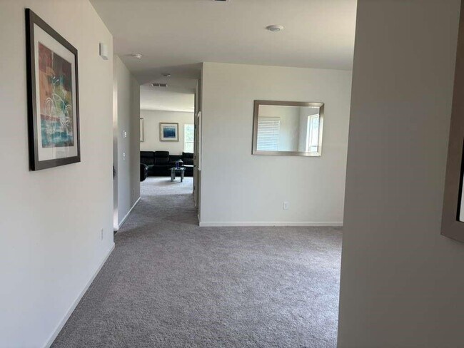 Building Photo - 254 Corinth Dr