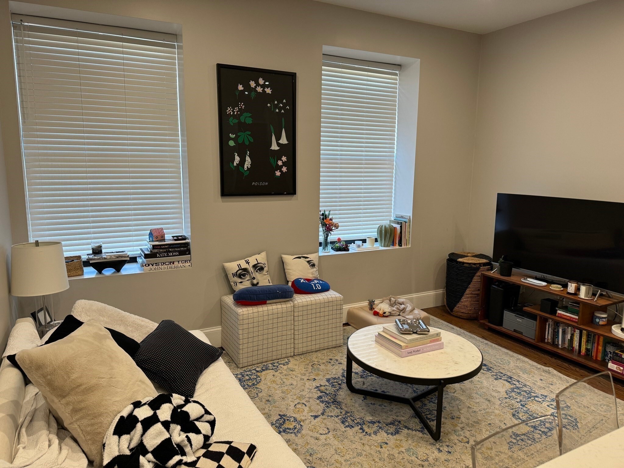 Building Photo - 27 Dudley St