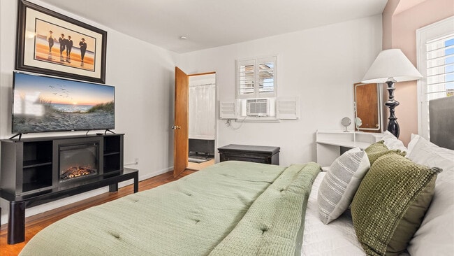 Building Photo - 27 S Oakland Ave