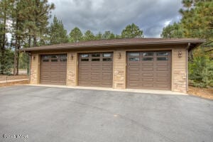Building Photo - 3700 W Black Oak Loop