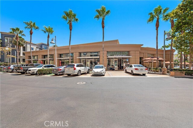 Building Photo - 3052 Scholarship