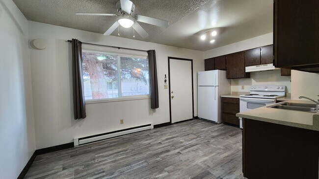 Building Photo - PUL1007