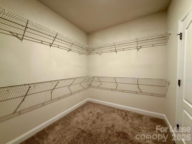 Building Photo - 1722 Spears Dr NW