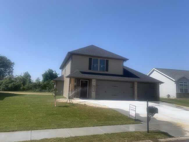 Building Photo - 3617 Justine Drive