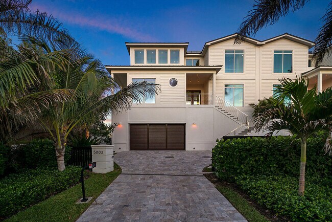 Building Photo - 5003 Old Ocean Blvd