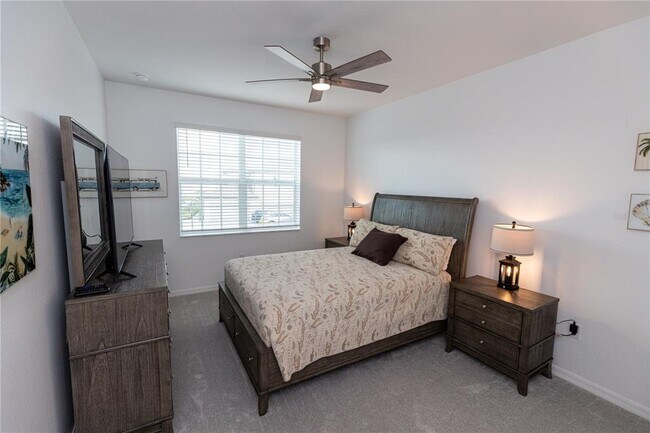 Building Photo - 16572 Kingwood Ln