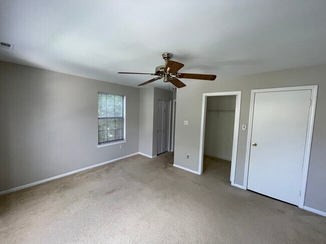 1st Floor Bedroom - 35 Summit Ct