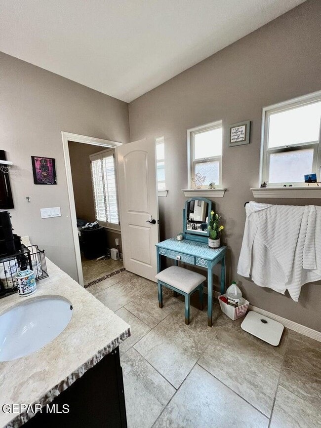 Building Photo - 14664 Igor Kaleri Ave