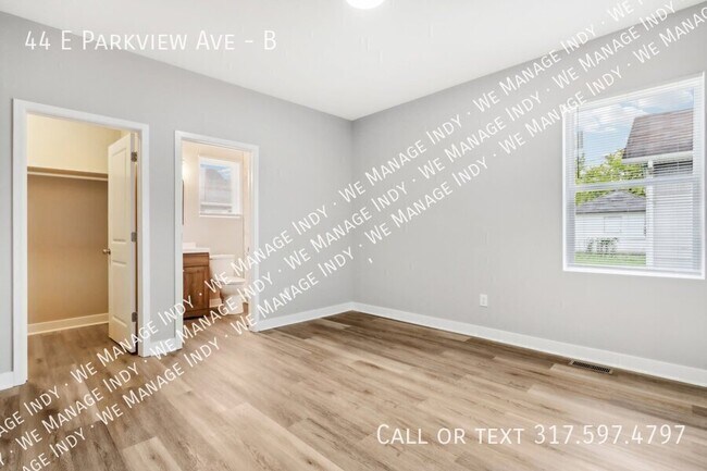 Building Photo - 44 E Parkview Ave