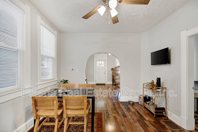 Building Photo - 1201 St Peter St