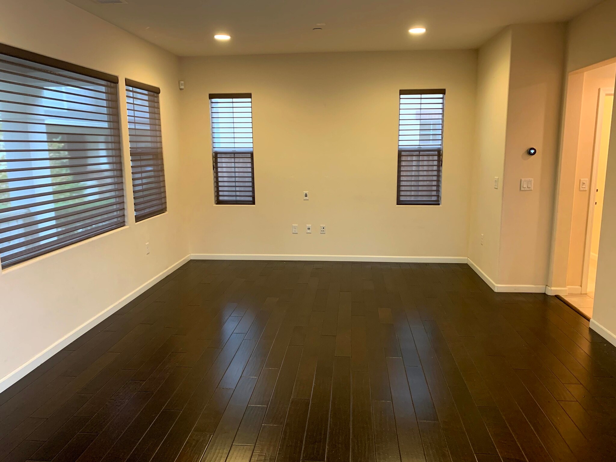 Living Room - 5853 Flora Cmn