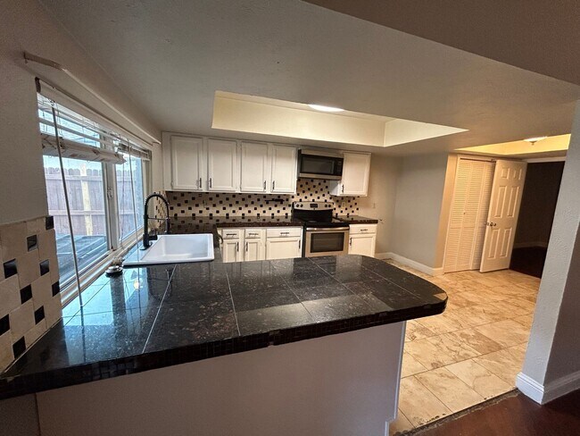 Building Photo - 2809 Dove Meadow Dr