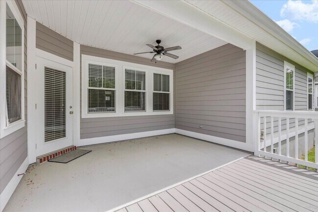 Building Photo - 2776 Palafox Ln