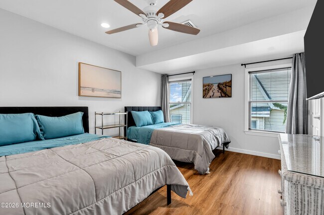 Building Photo - 27 Arnold Ave