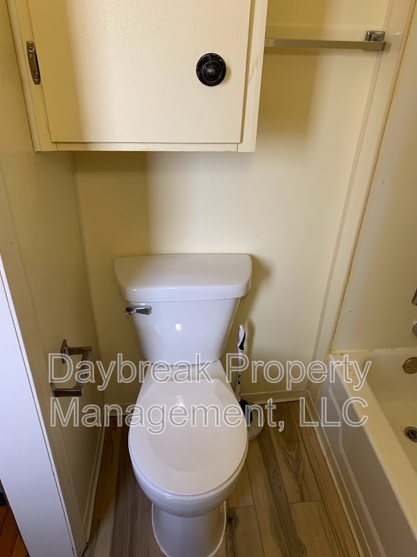 Building Photo - 1121 2nd Ave S