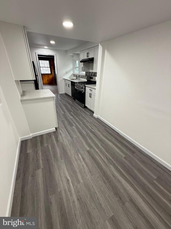 Building Photo - 109 N Main St