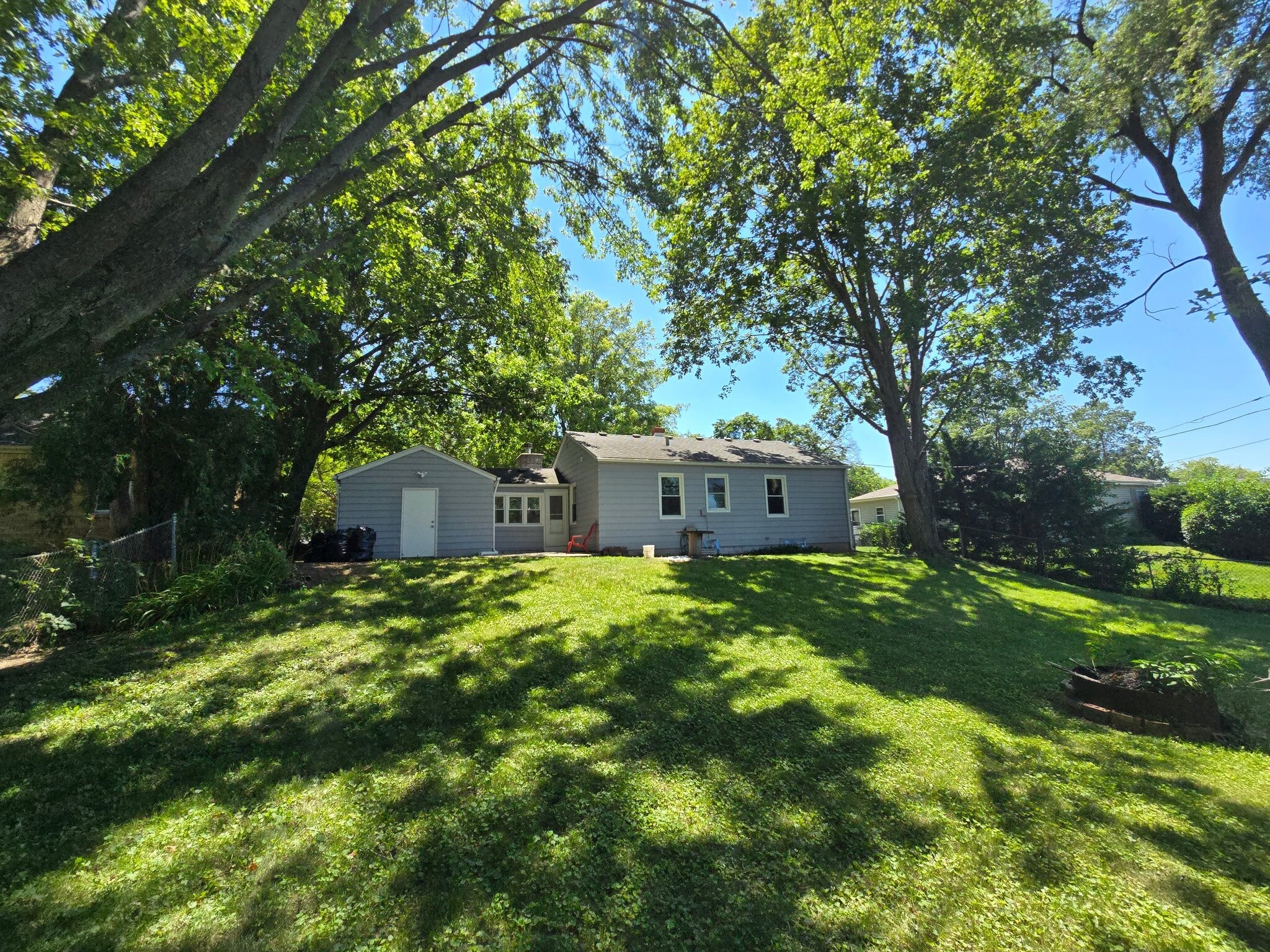 Building Photo - 2812 Pelham Rd