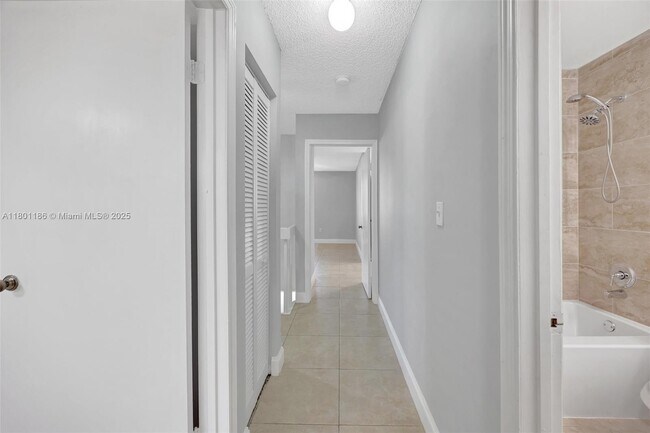 Building Photo - 11845 SW 99th St