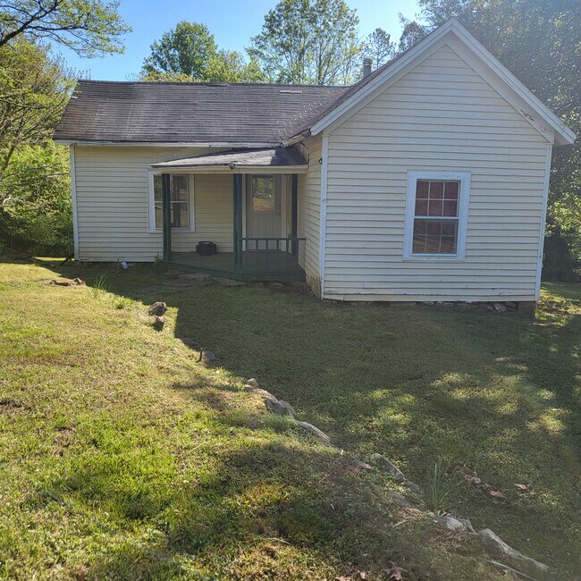Primary Photo - 825 Old Habersham Mill Rd