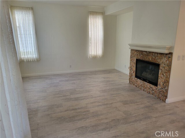 Building Photo - 18 3rd St