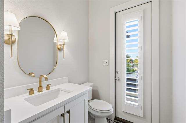 Building Photo - 3409 Bellcrest Wy