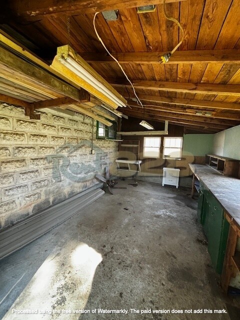 Building Photo - 726 Brookside Camp Rd