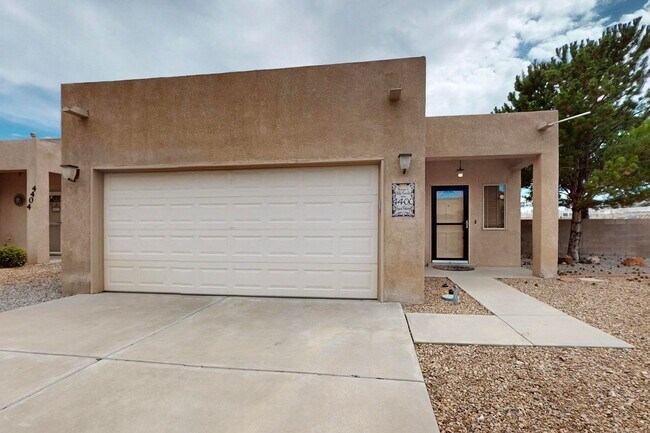 Building Photo - SE Rio Rancho 3 Bedroom  2 bath  2 car garage