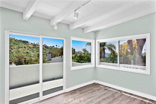 Building Photo - 1435 Bluebird Canyon Dr