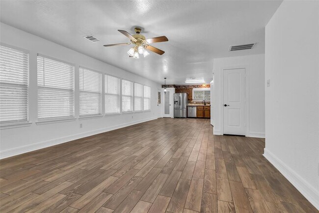 Building Photo - 22038 Soft Pines Ct