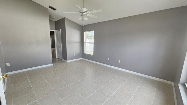 Building Photo - 1610 Bondurant Way