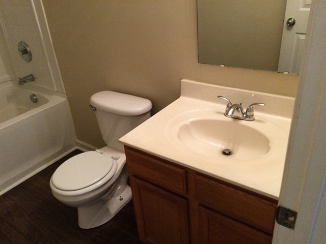 Building Photo - 5432 Wyalong Dr