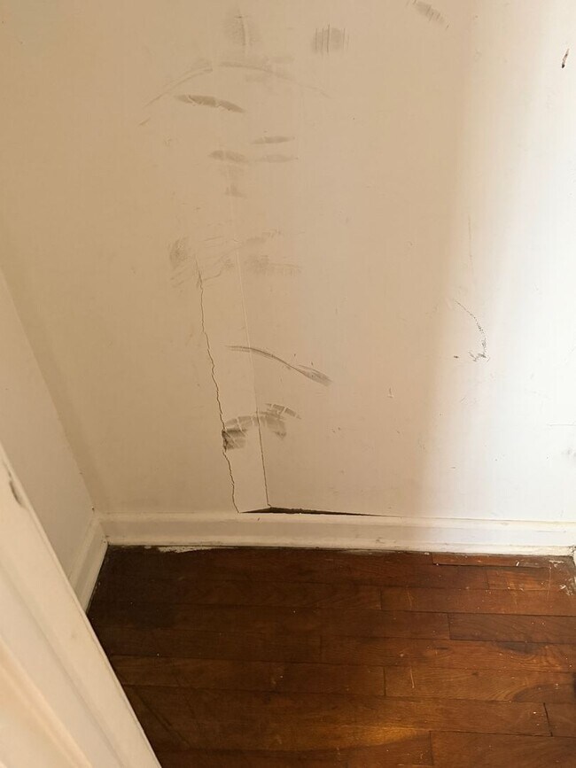 Building Photo - Studio Home in Valdoasta