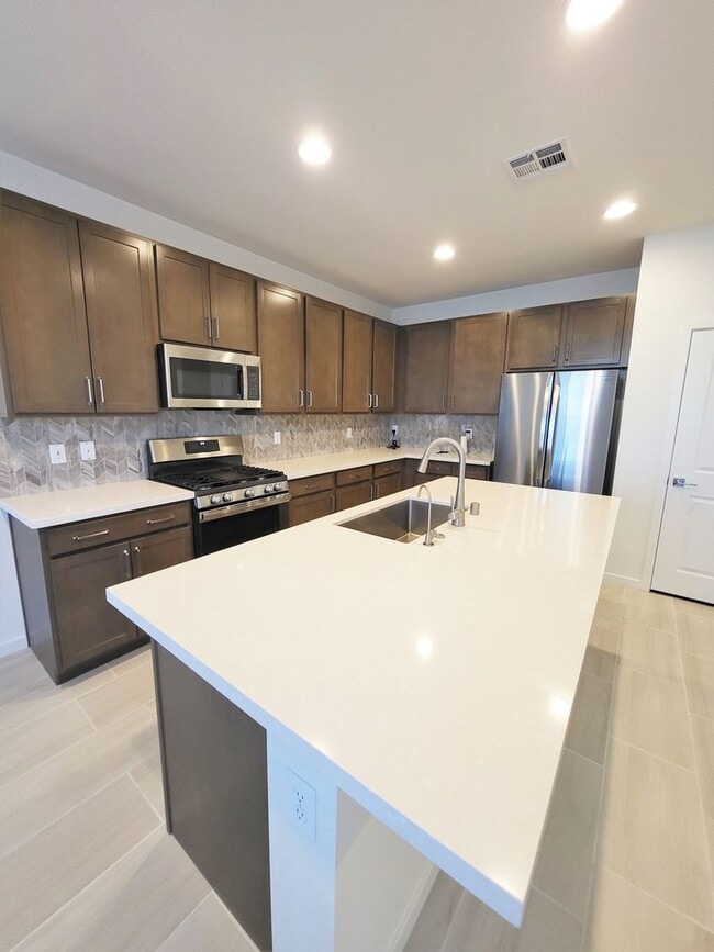 Building Photo - House for Rent in Summerlin Call or Text f...