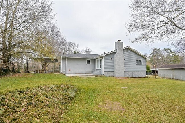 Building Photo - 1421 Thunderwood Ct SW