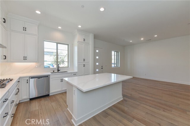 Building Photo - 162 Pattern