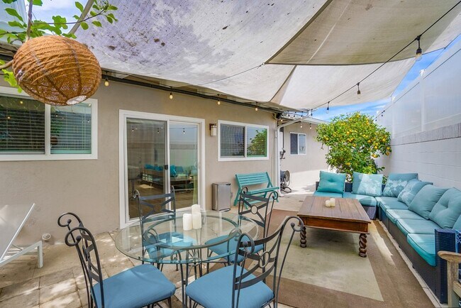 Building Photo - 12042 Sylvester St