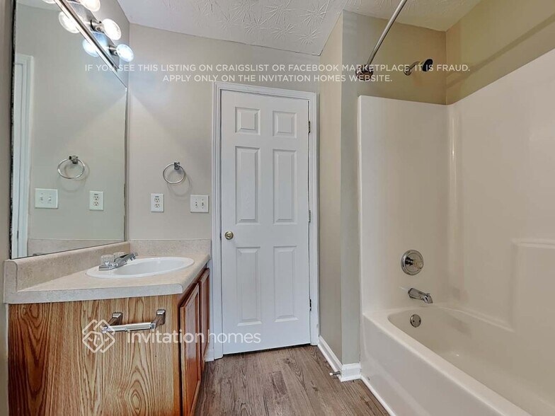 Building Photo - 321 Nunnally Dr