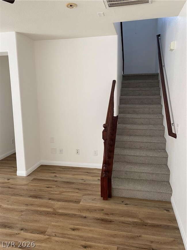 Building Photo - 171 Desert Pond Ave